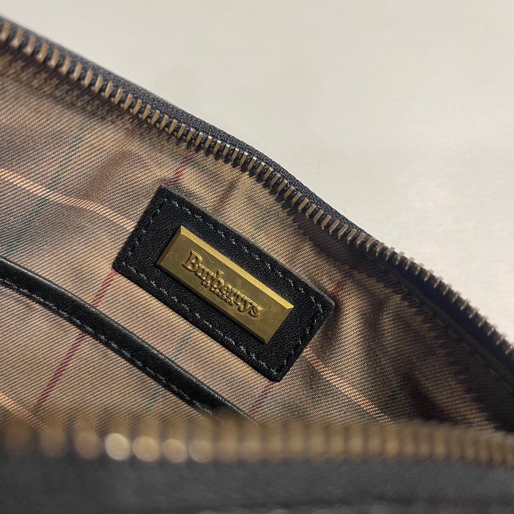 Burberry vintage leather travel pouch - Picture 3 of 10